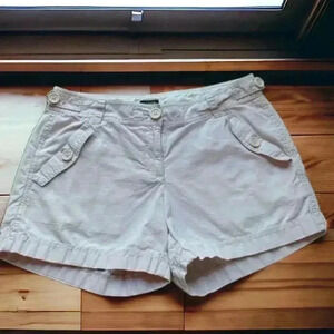 J. Crew Women's Size 2 Pink Button-Front Cotton  Shorts 29" waist, 4" inseam.